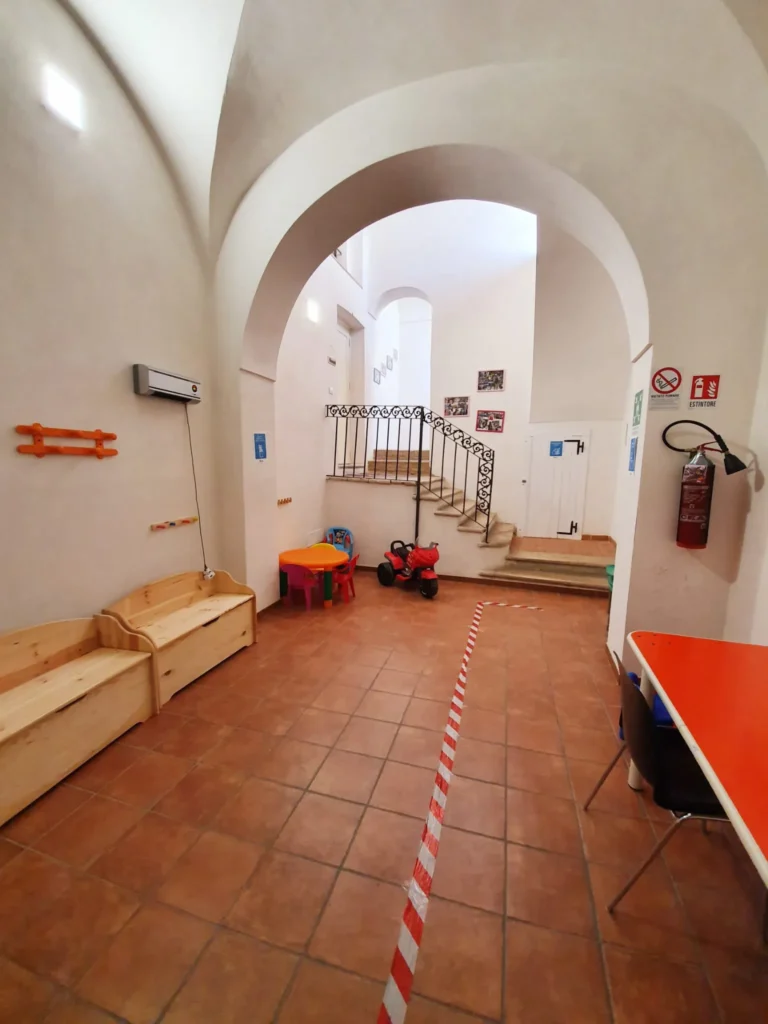 asilo-nido-via-marconi-pomarico-8